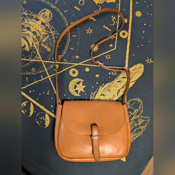 Mimi Berry of London Tan Peggy Leather Crossbody - Picture 2 of 11